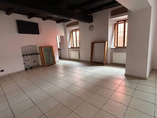 Appartamento in vendita a Binago CO