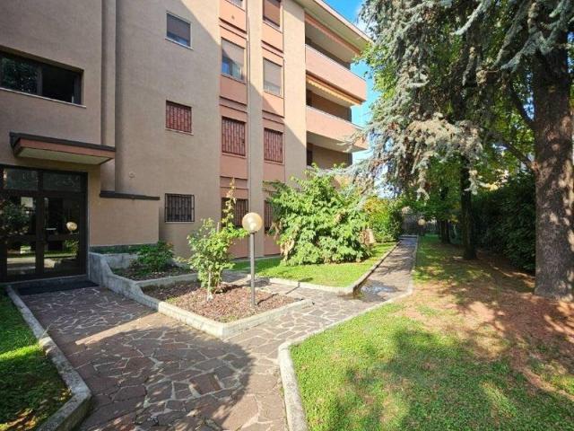 Appartamento in vendita a Binasco MI