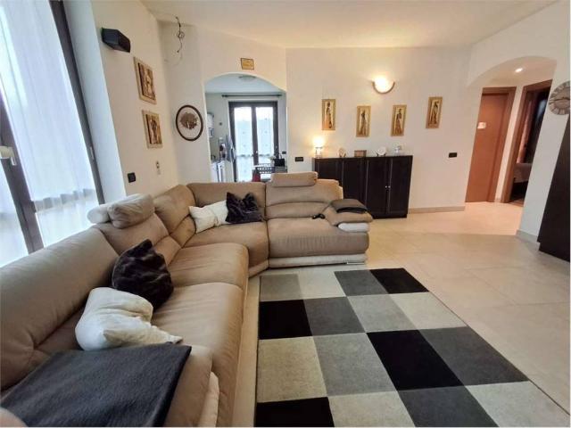 Appartamento in vendita a Binasco MI