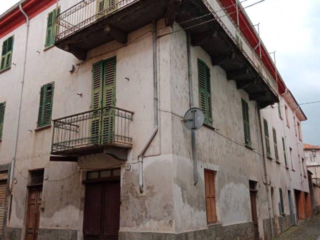 Villa in vendita a Bistagno AL