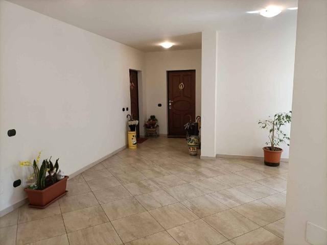 Appartamento in vendita a Bisuschio VA