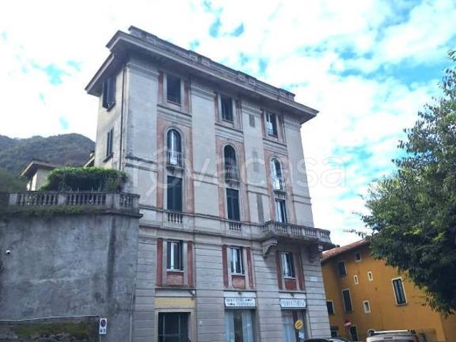 Appartamento in vendita a Blevio via Enrico Caronti, 36