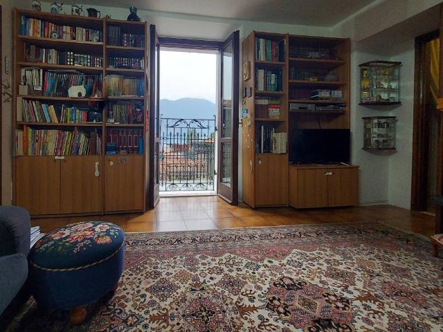 Appartamento in vendita a Blevio CO