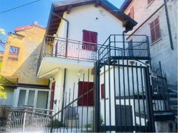 Casa indipendente in vendita a Blevio CO