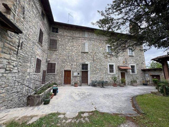 Appartamento in vendita a Bobbio PC