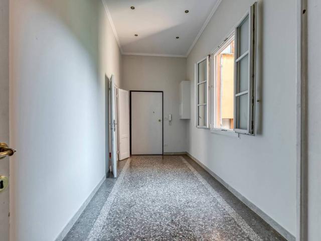 Appartamento in vendita a Bologna BO