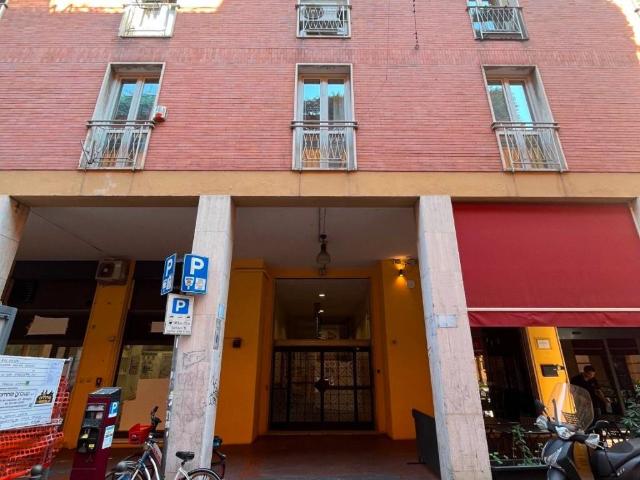 Appartamento in vendita a Bologna BO