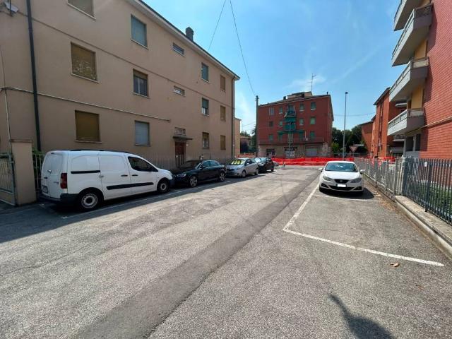 Appartamento in vendita a Bologna BO