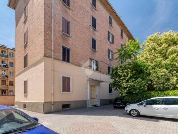 Appartamento in vendita a Bologna BO