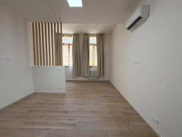 Appartamento in vendita a Bologna BO