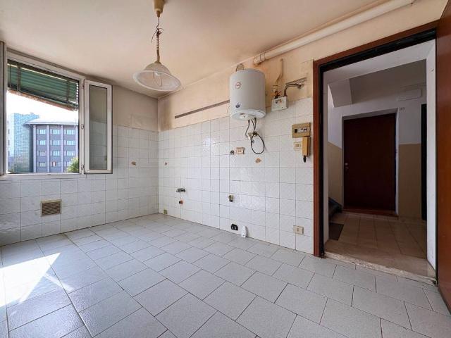 Appartamento in vendita a Bologna BO