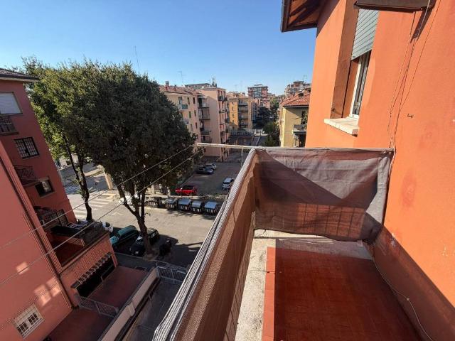 Appartamento in vendita a Bologna BO