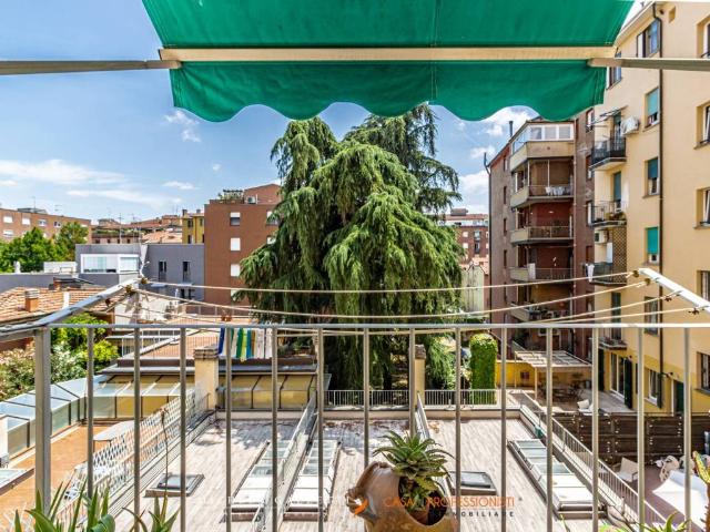 Appartamento in vendita a Bologna BO