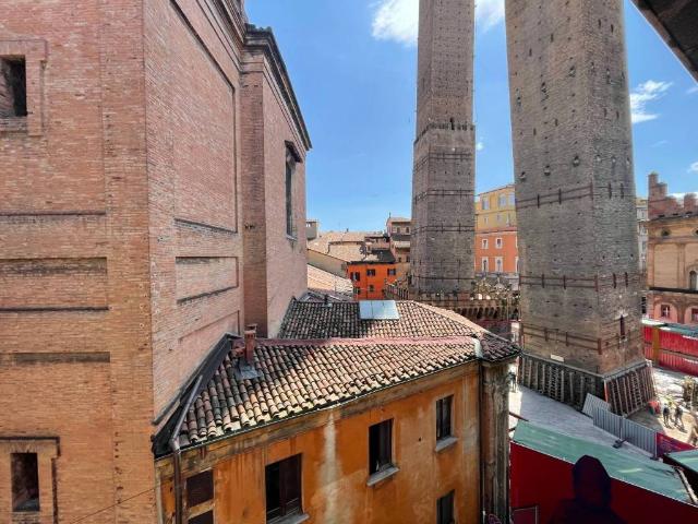 Appartamento in vendita a Bologna BO