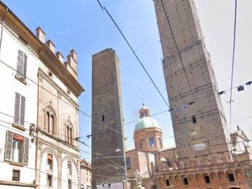 Appartamento in vendita a Bologna BO