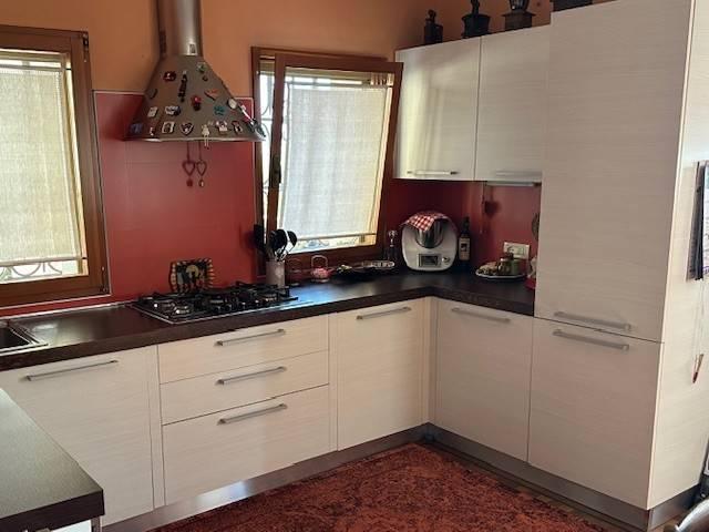 Appartamento in vendita a Bologna BO