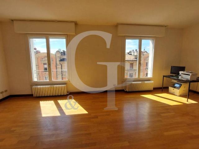 Appartamento in vendita a Bologna BO