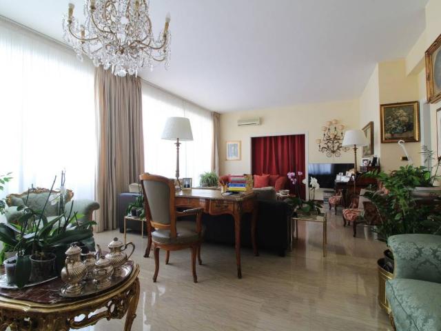 Appartamento in vendita a Bologna BO