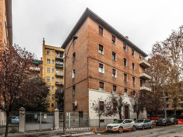 Appartamento in vendita a Bologna BO