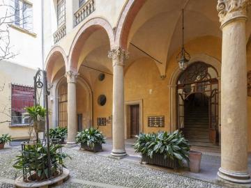 Appartamento in vendita a Bologna BO