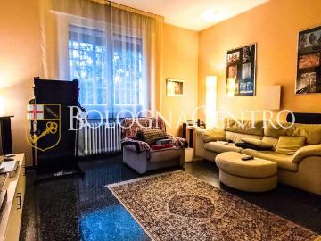 Appartamento in vendita a Bologna BO