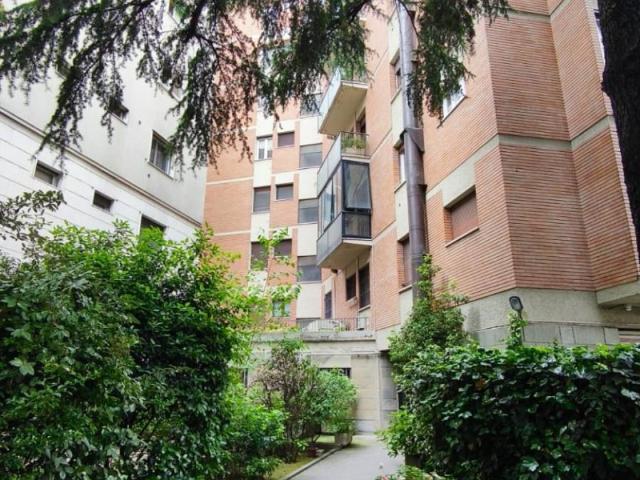 Appartamento in vendita a Bologna BO