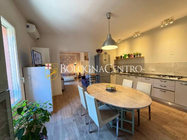 Appartamento in vendita a Bologna BO