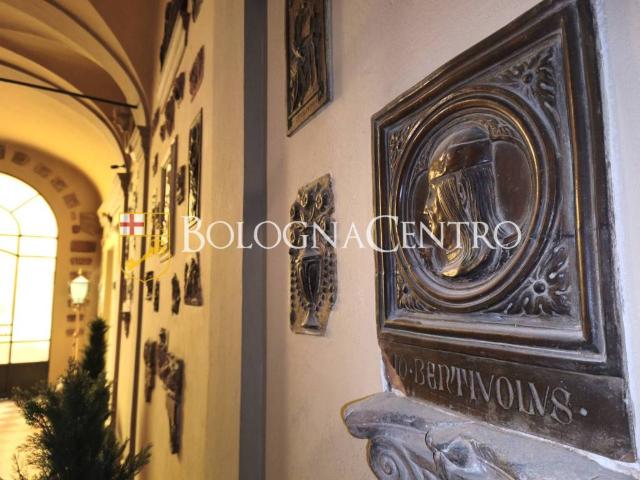 Appartamento in vendita a Bologna BO