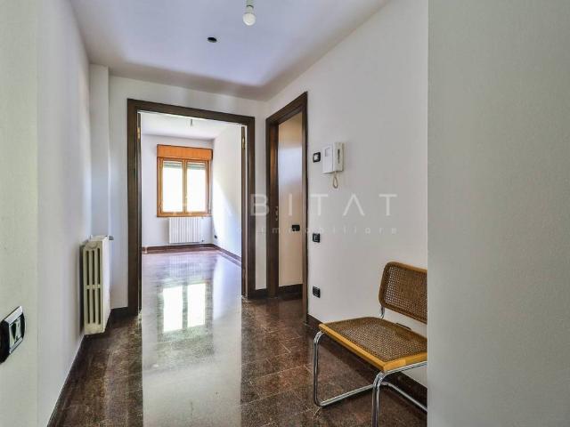 Appartamento in vendita a Bologna BO