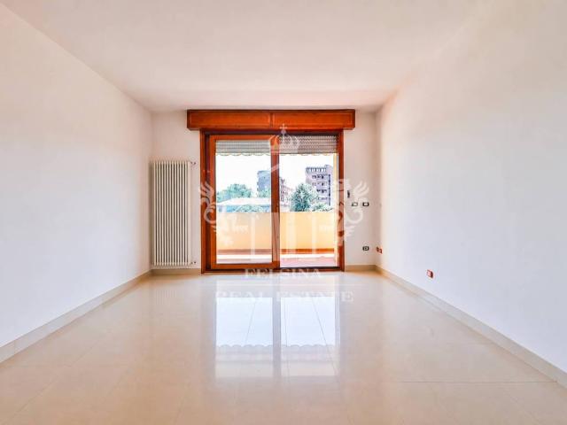 Appartamento in vendita a Bologna BO