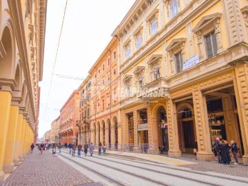 Appartamento in vendita a Bologna BO