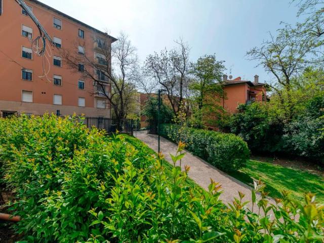 Appartamento in vendita a Bologna BO