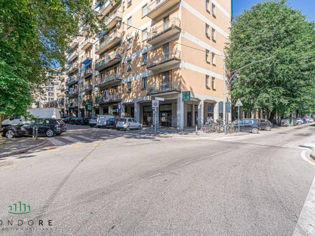 Appartamento in vendita a Bologna BO