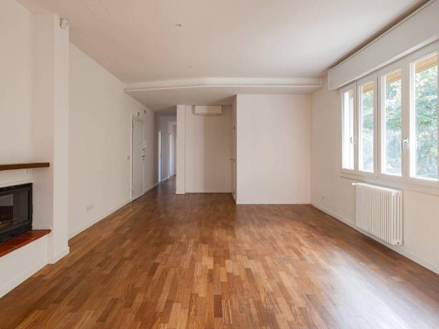 Appartamento in vendita a Bologna BO