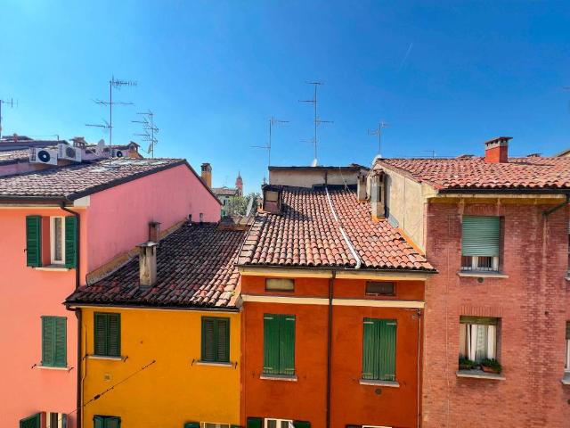 Appartamento in vendita a Bologna BO