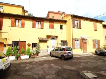 Appartamento in vendita a Bologna BO