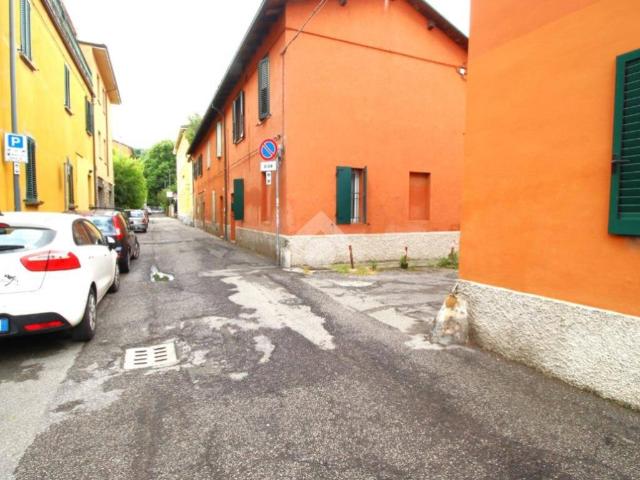 Appartamento in vendita a Bologna BO