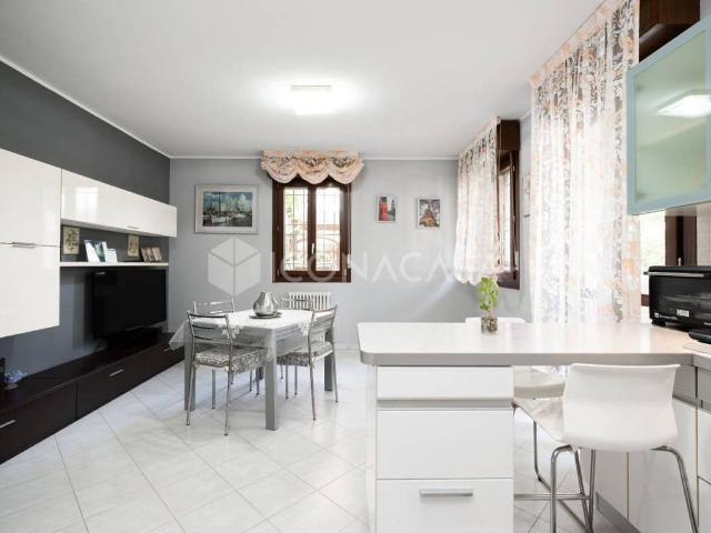Appartamento in vendita a Bologna BO