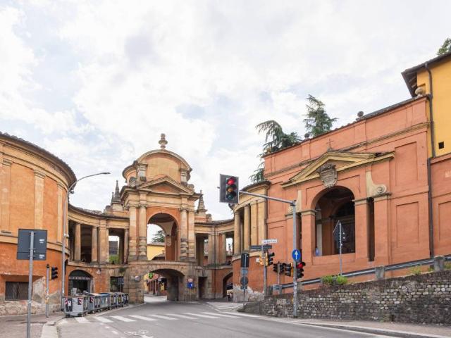 Appartamento in vendita a Bologna BO