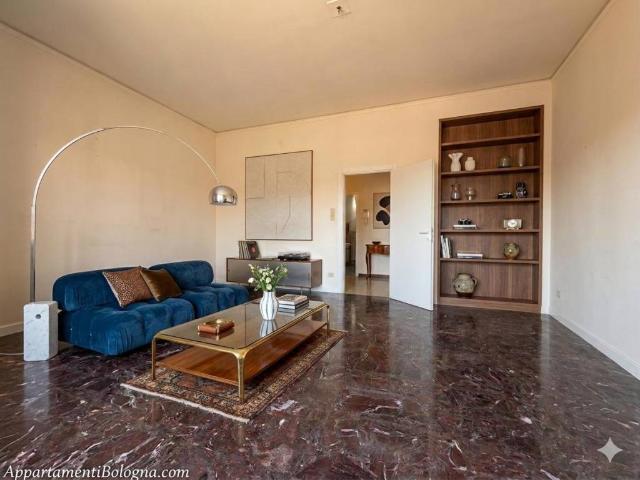 Appartamento in vendita a Bologna BO