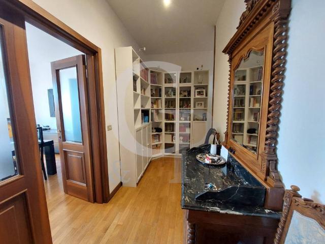 Appartamento in vendita a Bologna BO