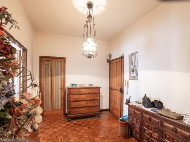 Appartamento in vendita a Bologna BO