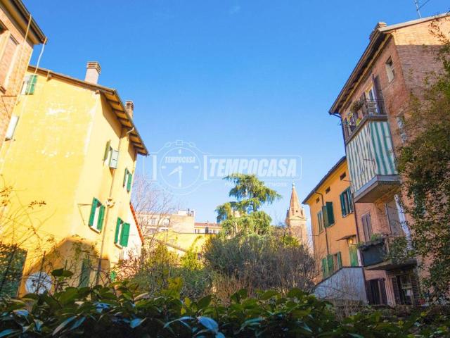 Appartamento in vendita a Bologna BO