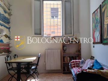 Appartamento in vendita a Bologna BO