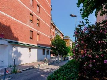 Appartamento in vendita a Bologna BO
