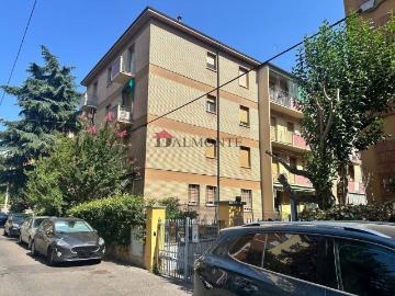 Appartamento in vendita a Bologna BO