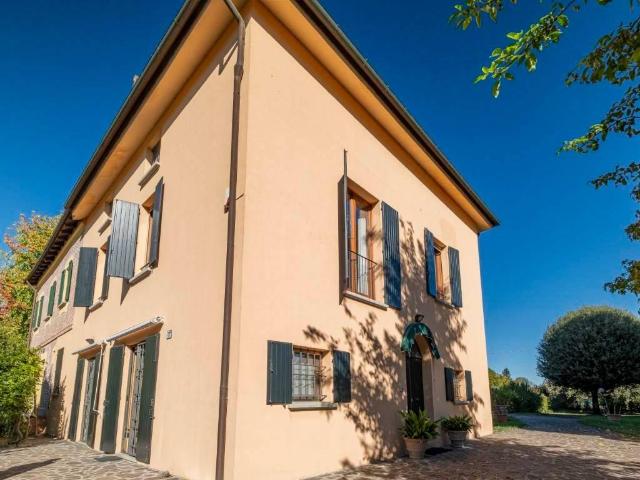 Appartamento in vendita a Bologna BO