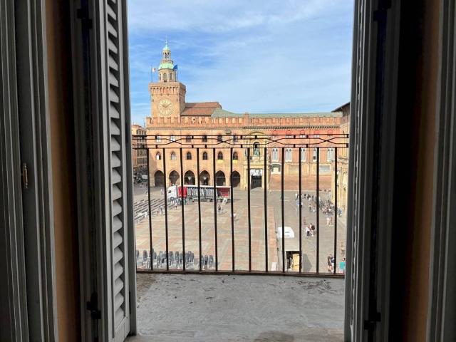 Appartamento in vendita a Bologna BO