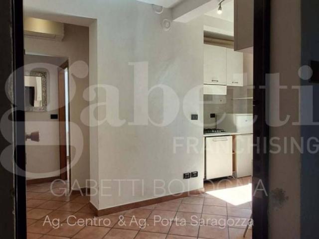 Appartamento in vendita a Bologna BO