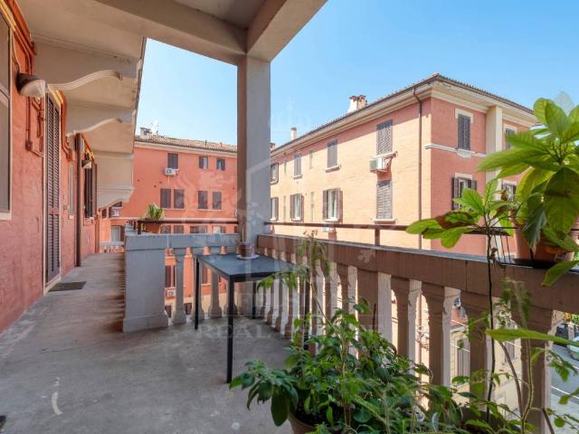 Appartamento in vendita a Bologna BO